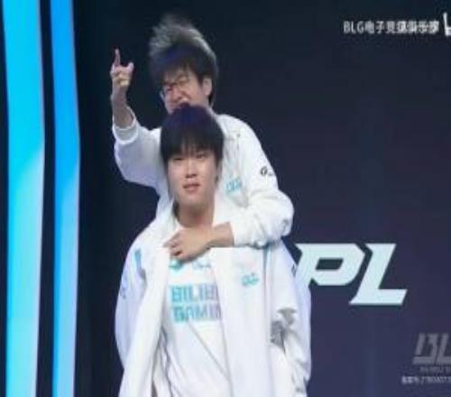 大乐透期号,专家质合分,长沙勇胜,MANBETX万博赞助,体育赞助平台,赛事合作资讯,足球赛事赞助,品牌合作信息