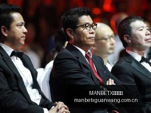 战队庆功,英雄联盟,荣耀回顾,MANBETX万博赞助,体育赞助平台,赛事合作资讯,足球赛事赞助,品牌合作信息